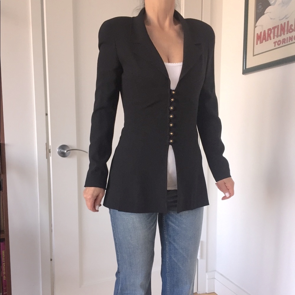 Chanel Vintage Authentic Classic Black Jacket - Picture 2 of 15